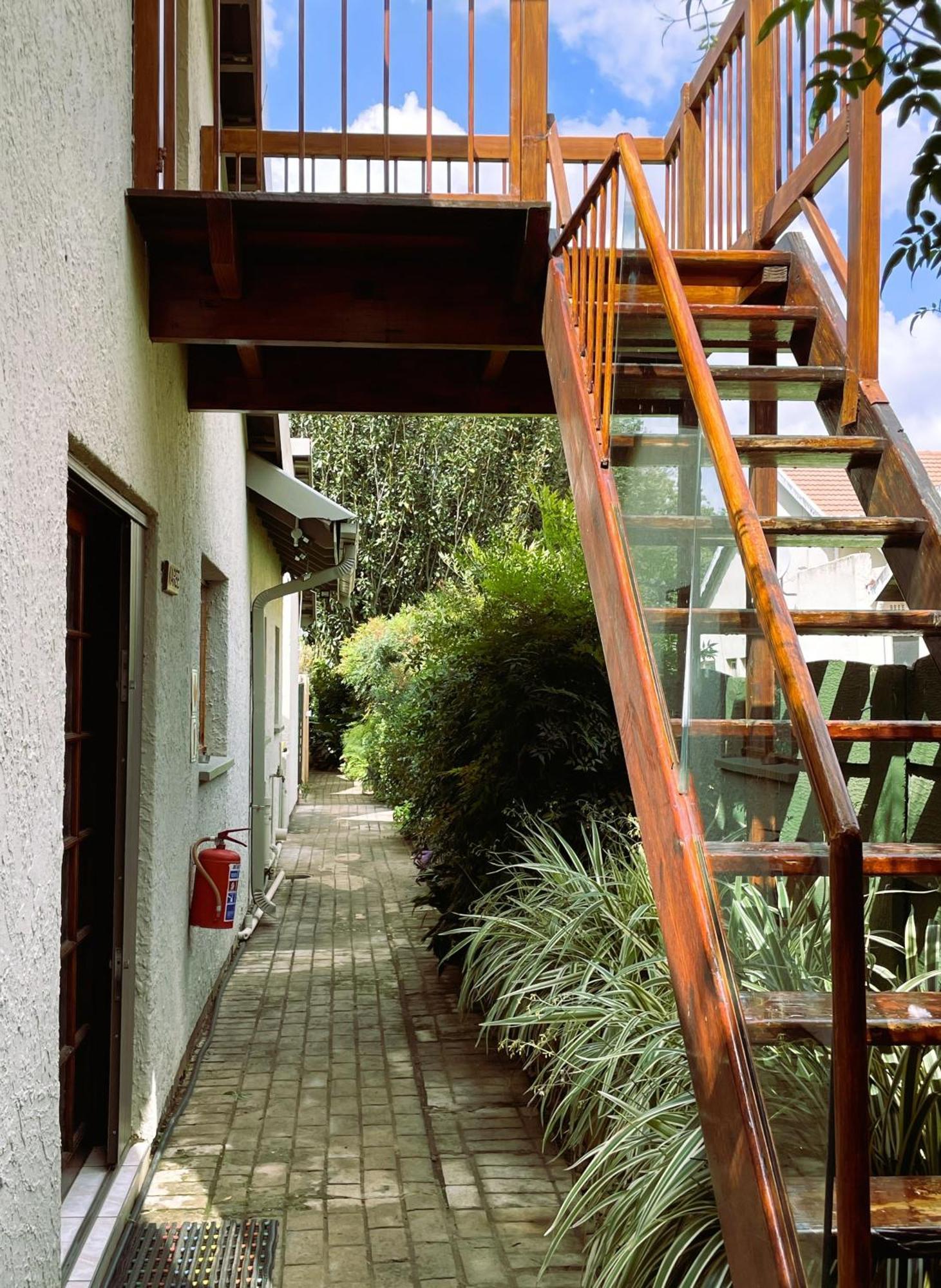 Celtis Lane Guest House Boksburg Extérieur photo