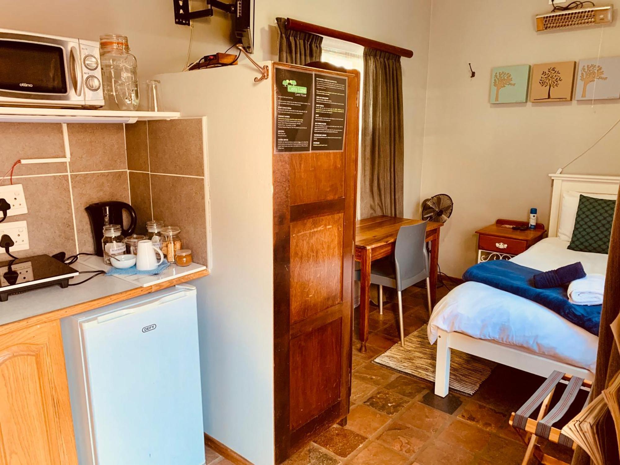 Celtis Lane Guest House Boksburg Extérieur photo