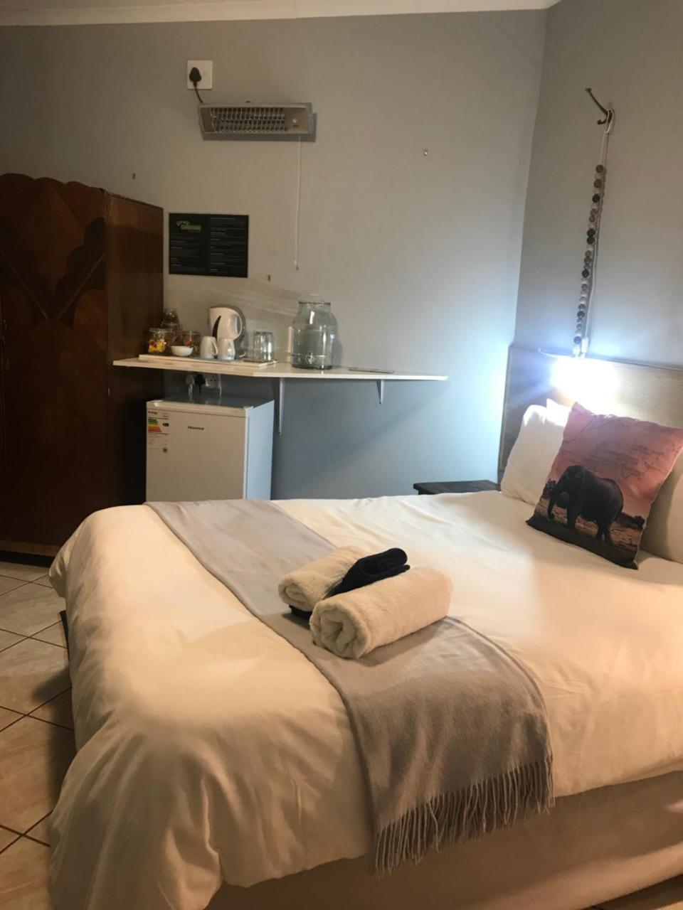 Celtis Lane Guest House Boksburg Extérieur photo
